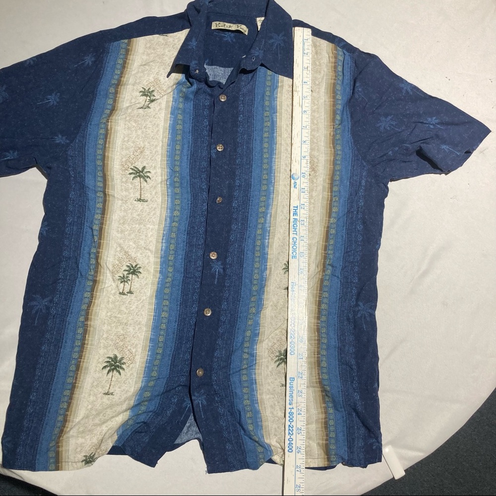 🦩Batik Bay shirt - Picture 2 of 5